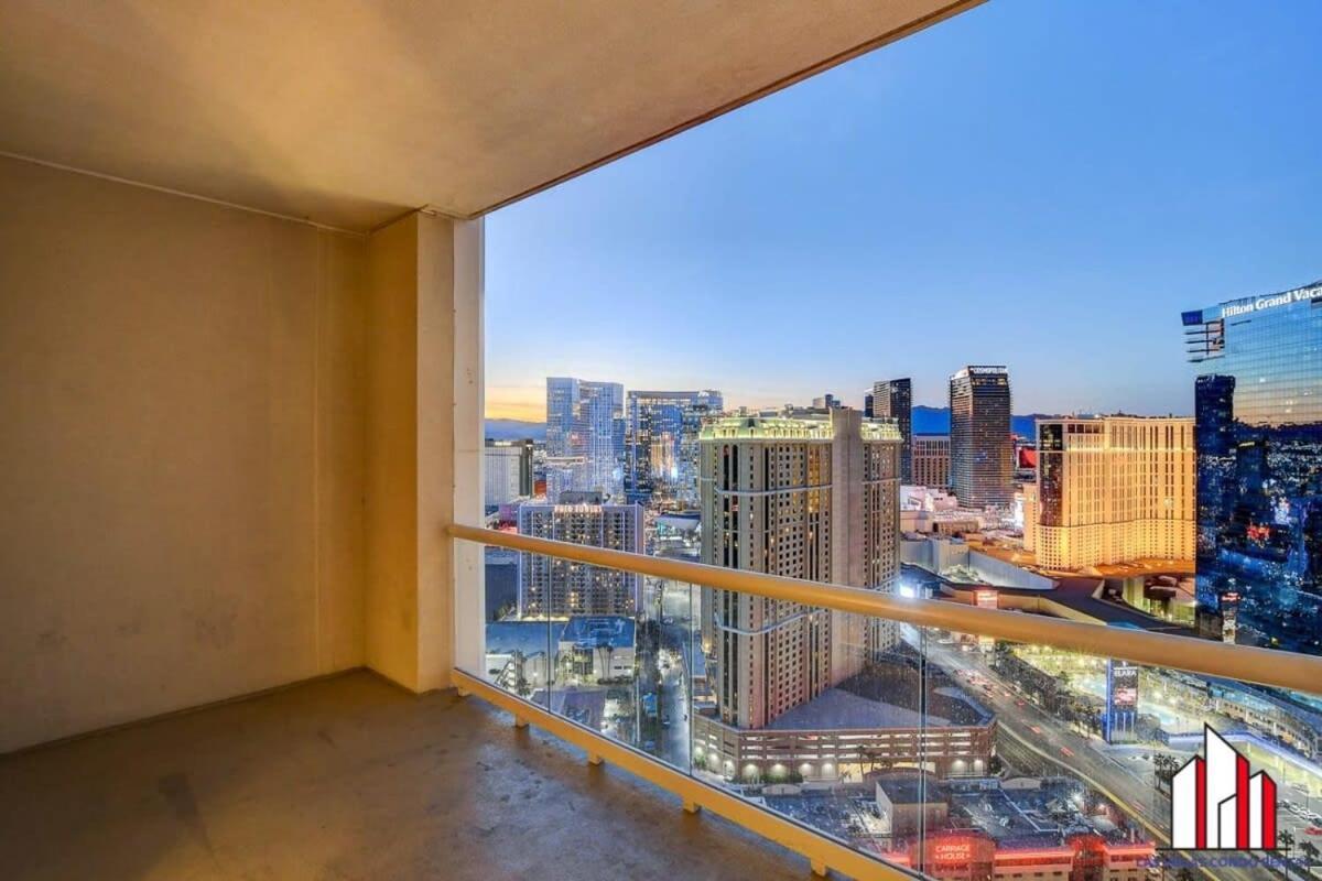 Mgm Signature-33-709 F1 Track & Strip View Balcony Las Vegas Exterior foto